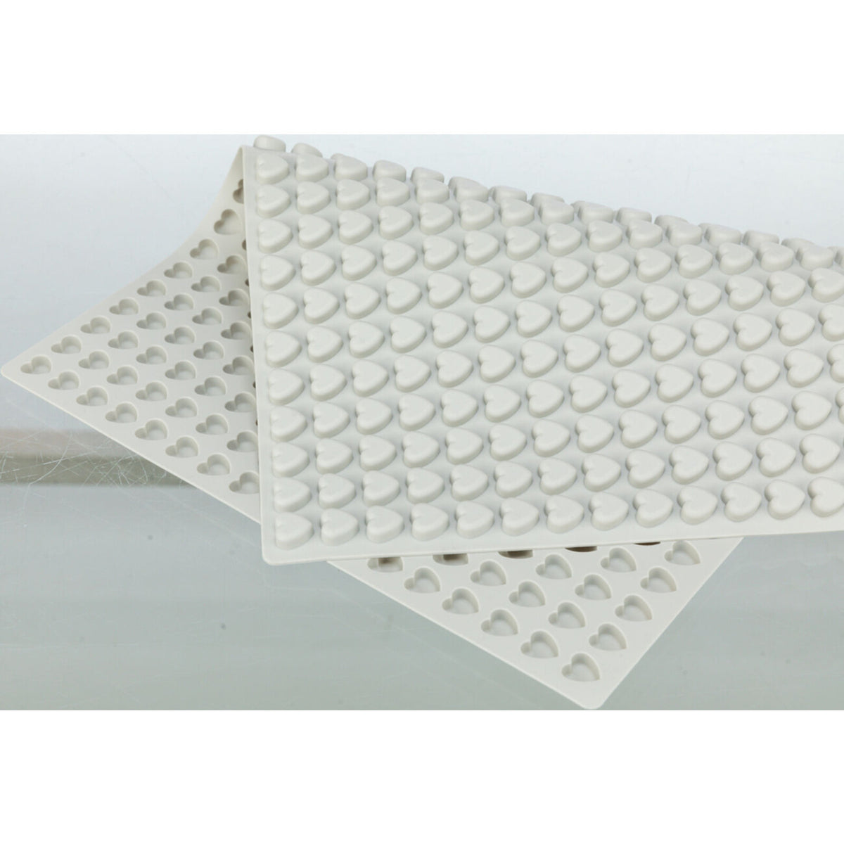 Backmatte für die Herstellung von Hundeleckerlis und Katzenleckerlis – 38 × 28 cm, grau, Herzen
