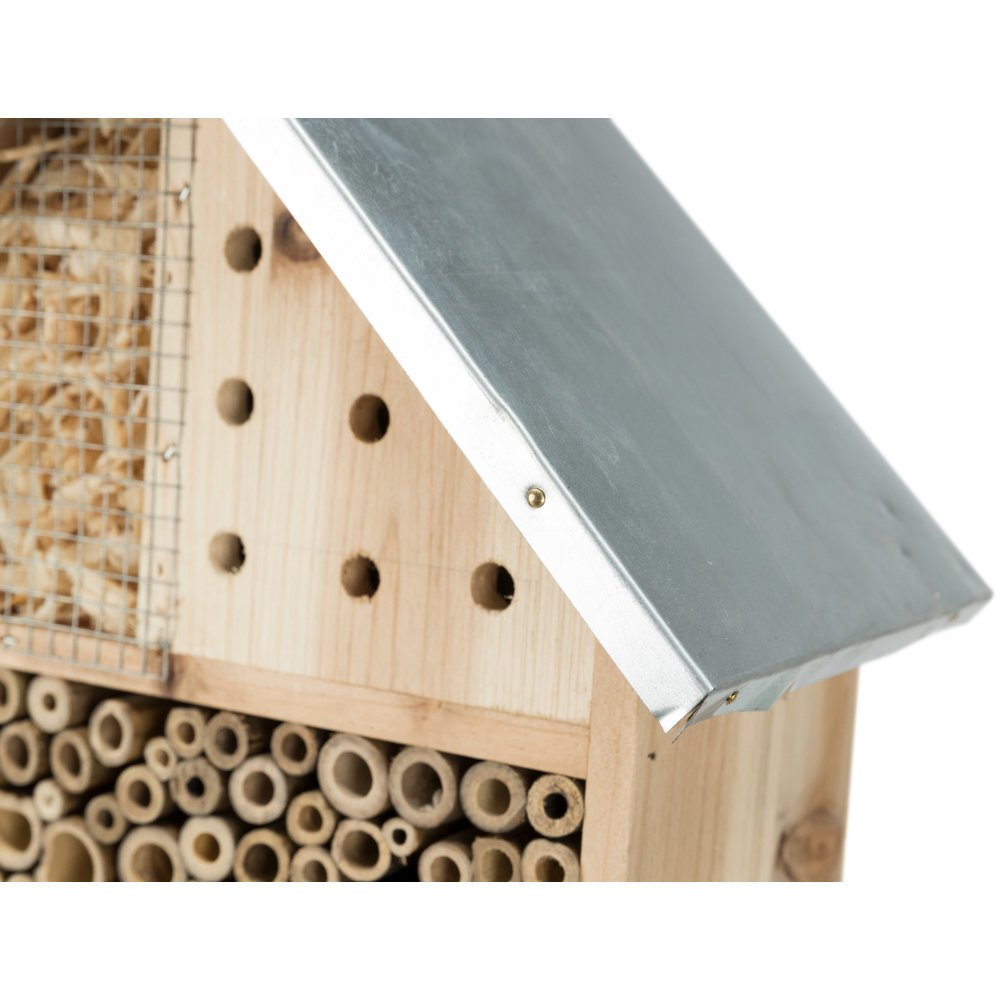 Insektenhotel mit Spitzdach