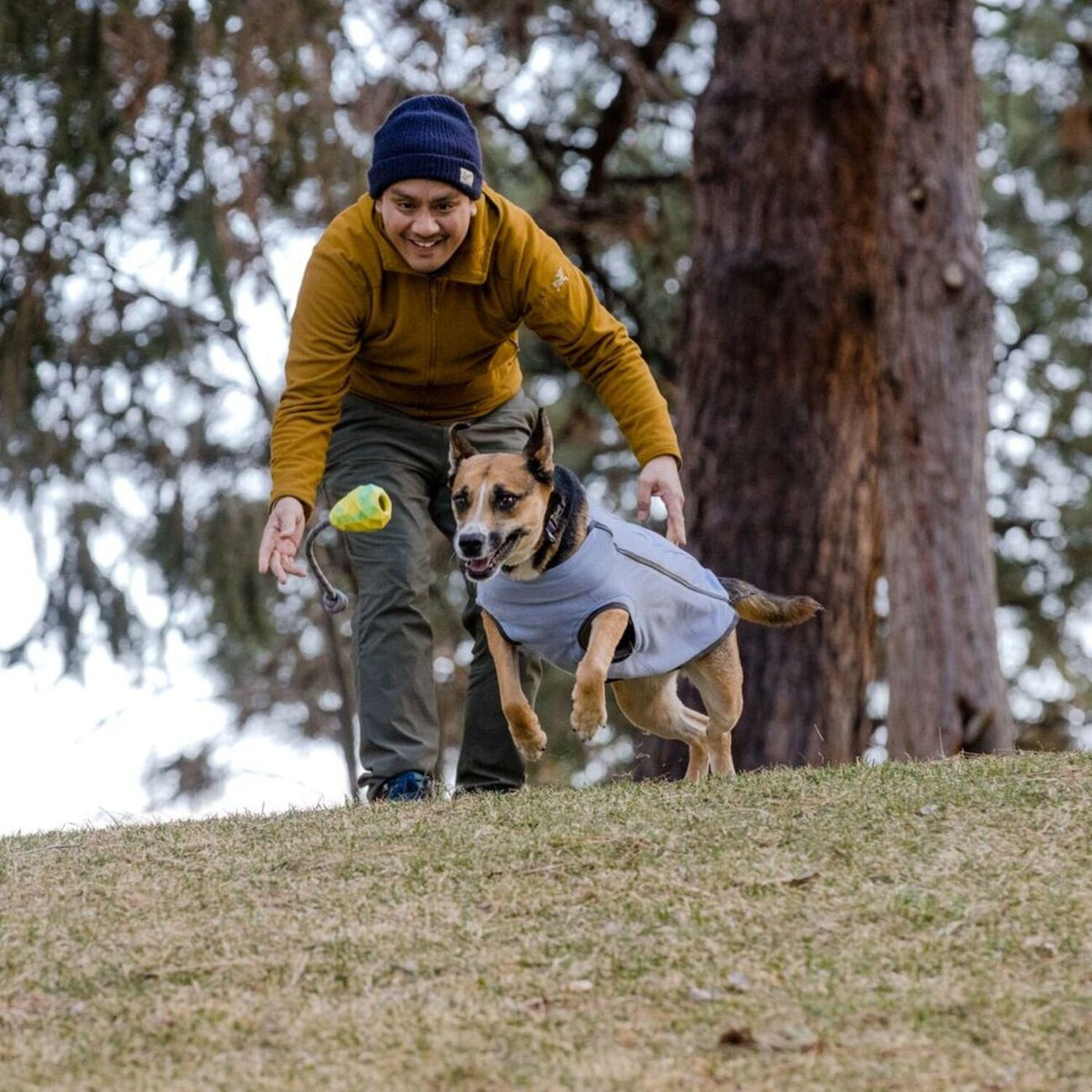 Hundespielzeug Huck-a-Cone mit Seil
