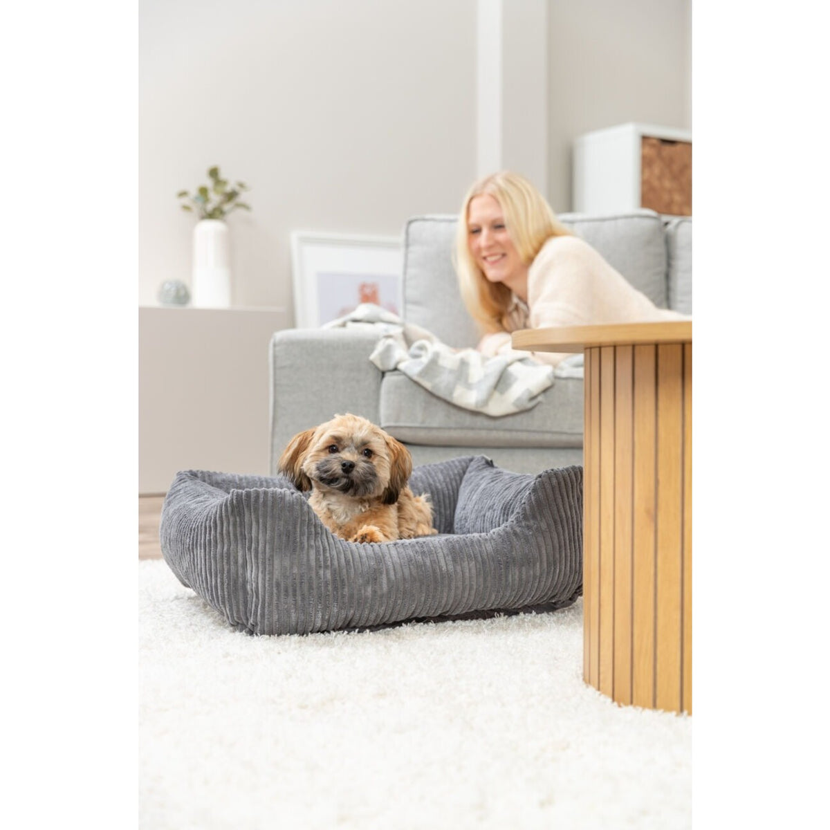 Orthopädisches Hundebett Vitalbett Jonna aus Cordplüsch