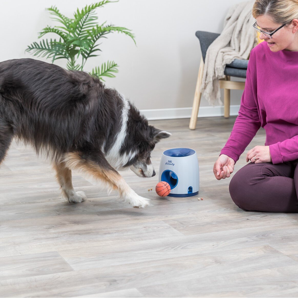 Dog Activity Strategiespiel Ball & Treat für Hunde – ø 17 × 18 cm