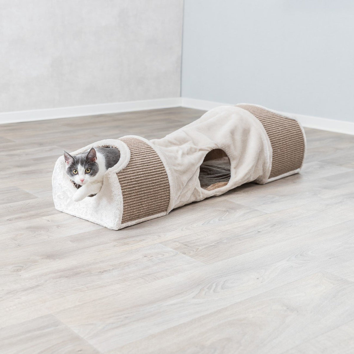 Kratztunnel für Katzen mit Sisal