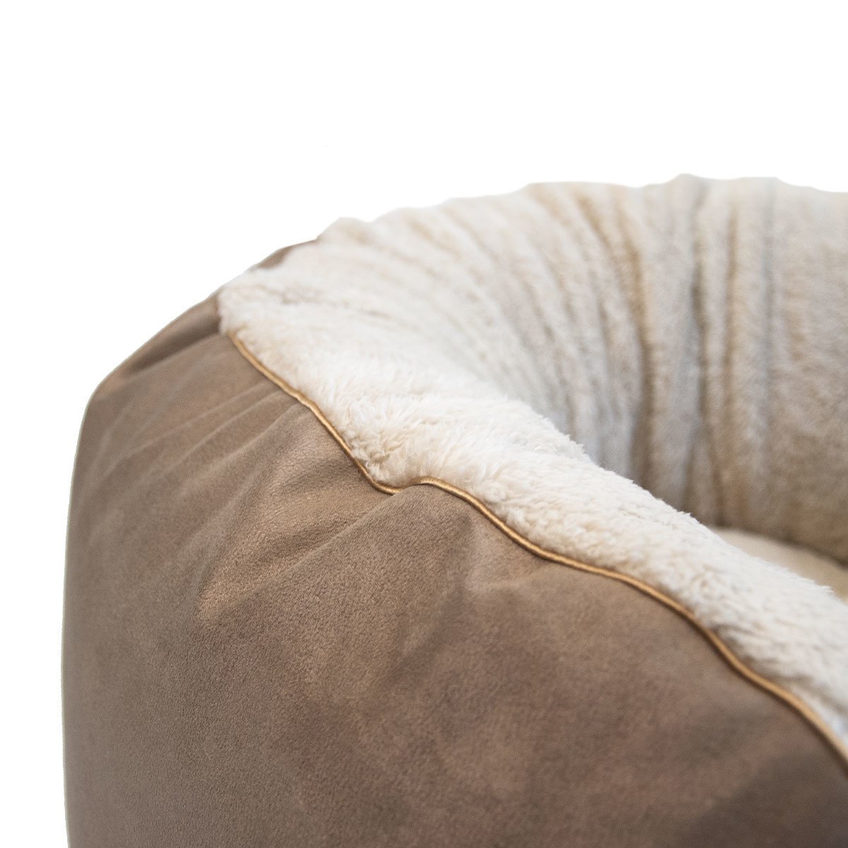 Komfortbett mit hohem Rand